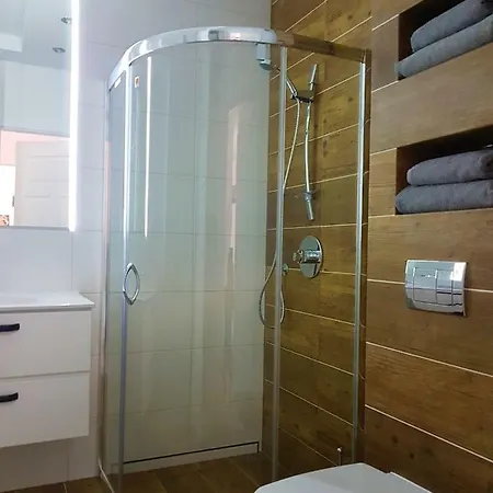 Lux Park Apartment